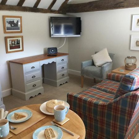 Villa The Byre At Heartwood à Ticehurst Extérieur photo