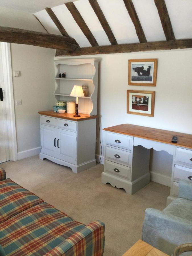 Villa The Byre At Heartwood à Ticehurst Extérieur photo